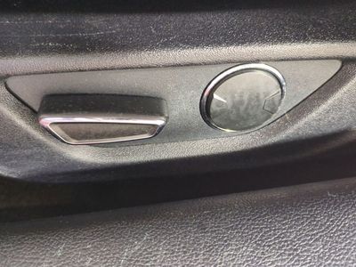 2016 Ford Mustang - Photo 21
