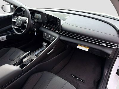 2026 Hyundai ELANTRA - Photo 13