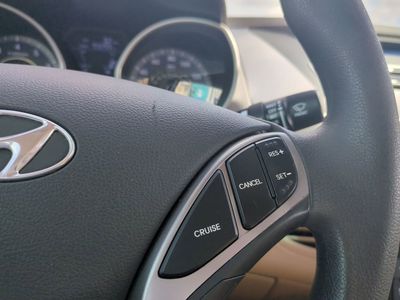 2013 Hyundai Elantra - Photo 31