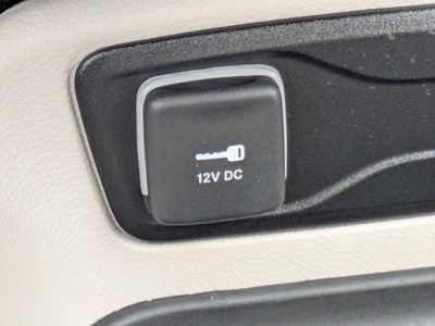 2024 Chrysler Pacifica Hybrid - Photo 22