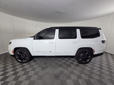 2025 Jeep Grand Wagoneer - Photo 9