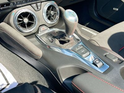 2023 Chevrolet Camaro - Photo 16
