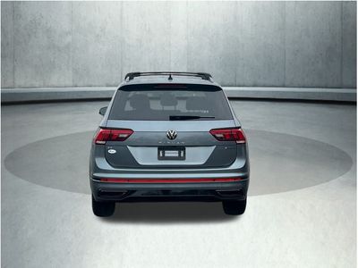 2022 Volkswagen Tiguan — photo 9 view