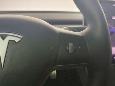 2022 Tesla Model 3 - Photo 31