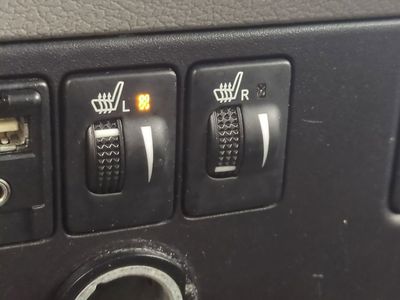 2016 Toyota Sienna - Photo 28