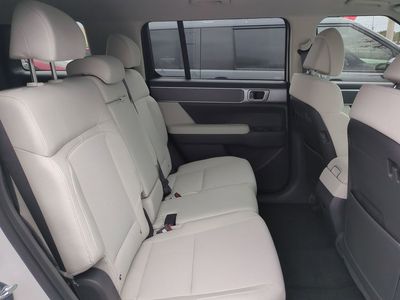 2026 Hyundai SANTA FE HYBRID — photo 17 view