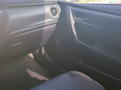 2018 Toyota Corolla - Photo 18