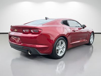 2021 Chevrolet Camaro - Photo 3