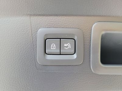 2026 Mazda CX-50 Hybrid - Photo 10