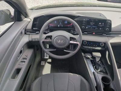 2026 Hyundai ELANTRA — photo 17 view