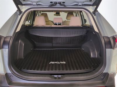 2020 Toyota RAV4 - Photo 14