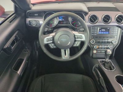 2016 Ford Mustang - Photo 17