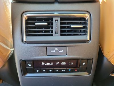 2026 Mazda CX-70 - Photo 14