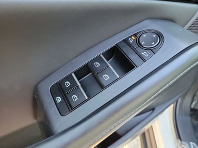 2026 Mazda CX-30 - Photo 19
