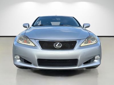 2015 Lexus IS - Photo 8