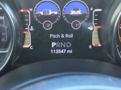 2022 Jeep Gladiator - Photo 36