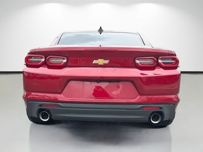 2021 Chevrolet Camaro - Photo 4