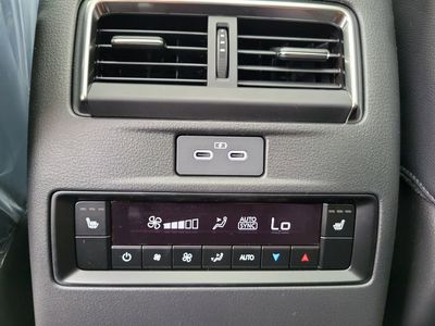2026 Mazda CX-90 - Photo 15