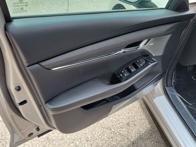 2026 Mazda Mazda3 - Photo 19
