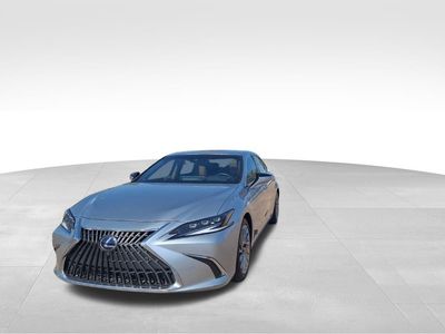 2022 Lexus ES - Photo 5