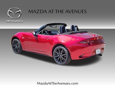 2026 Mazda MX-5 Miata - Photo 6