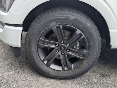 2023 Ford F-150 — photo 10 view