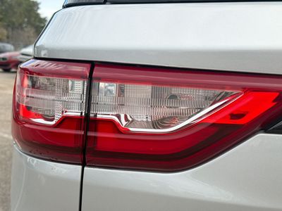 2021 Chevrolet Traverse - Photo 10