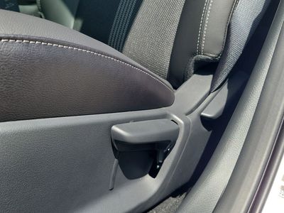 2026 Mazda CX-50 - Photo 18