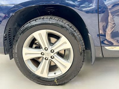 2011 Toyota Highlander - Photo 42