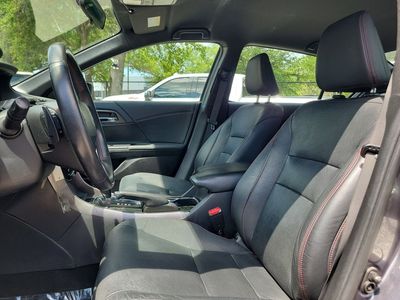 2017 Honda Accord - Photo 16