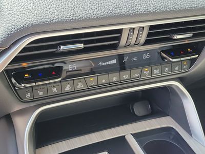 2026 Mazda CX-90 - Photo 32