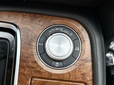 2024 Nissan Armada - Photo 31