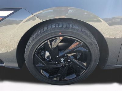 2026 Hyundai ELANTRA — photo 11 view