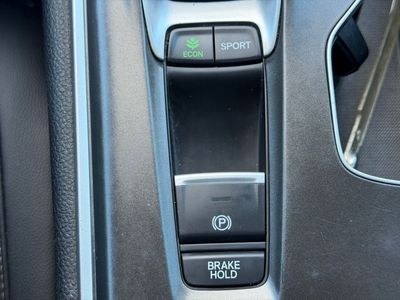2022 Honda Accord - Photo 25