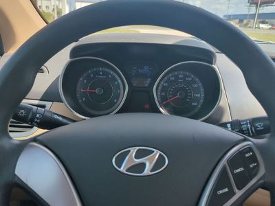 2013 Hyundai Elantra - Photo 32