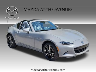 2026 Mazda MX-5 Miata RF - Photo 4