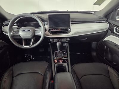 2025 Jeep Compass - Photo 28
