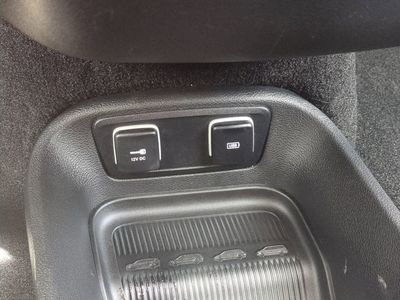 2017 Chrysler Pacifica - Photo 27