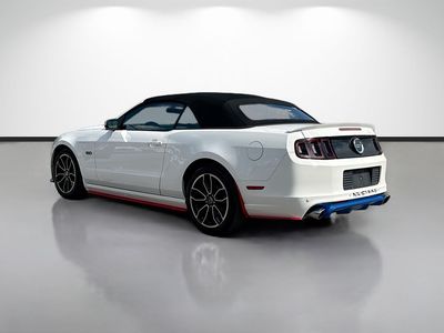 2013 Ford Mustang - Photo 5