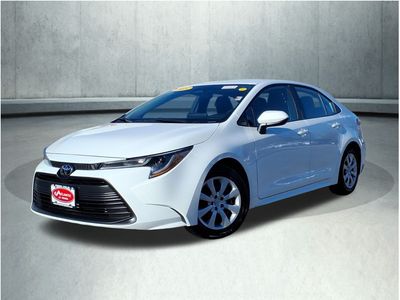 2025 Toyota Corolla - Photo 3
