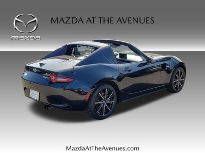 2024 Mazda MX-5 Miata RF - Photo 4