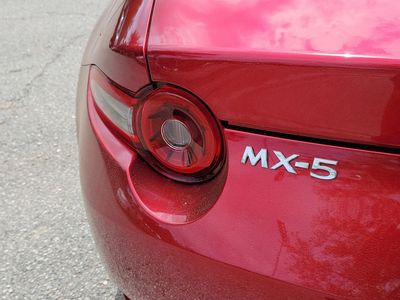 2026 Mazda MX-5 Miata - Photo 8