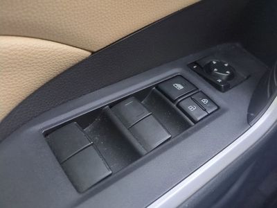2019 Toyota RAV4 - Photo 29
