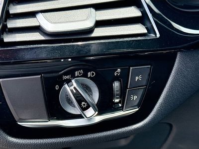 2019 BMW 5 Series - Photo 36