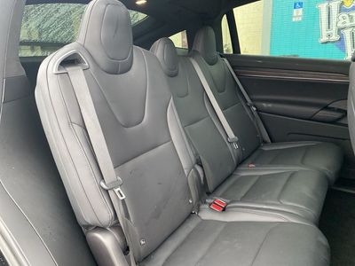 2023 Tesla Model X - Photo 15