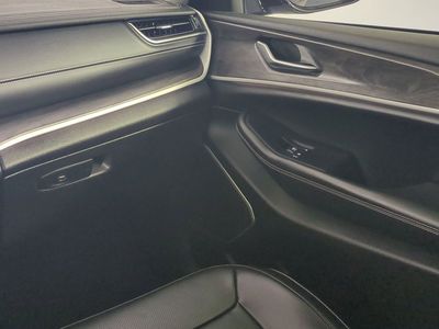 2023 Jeep Grand Cherokee - Photo 20