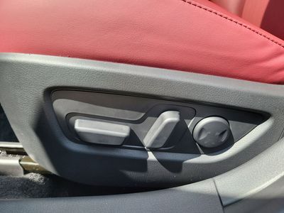 2026 Mazda CX-30 - Photo 17