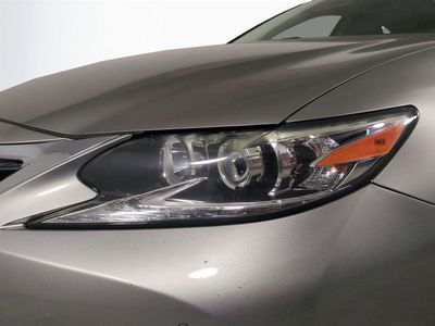 2018 Lexus ES - Photo 10