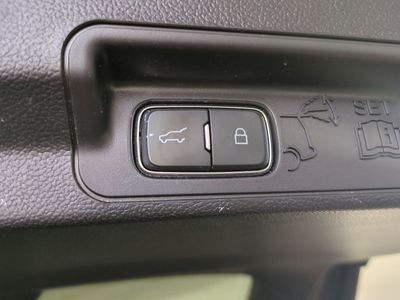2022 Ford Explorer - Photo 15
