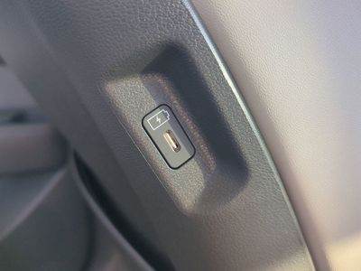 2026 Hyundai SANTA FE HYBRID — photo 18 view